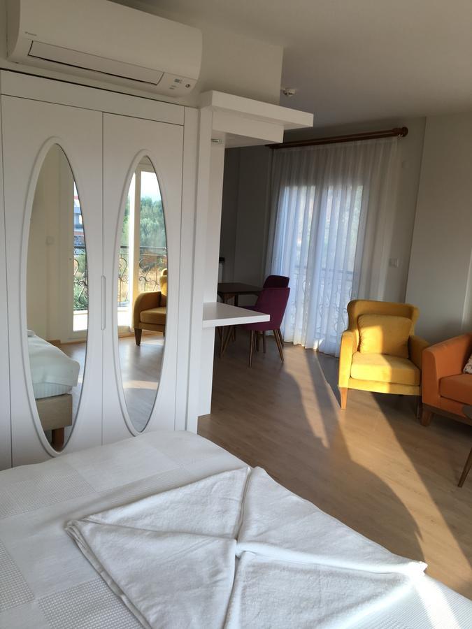 Clementin Suits Siğacık 외부 사진